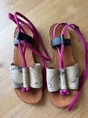 John Fluevog Wrap Ankle Sandals Size 9